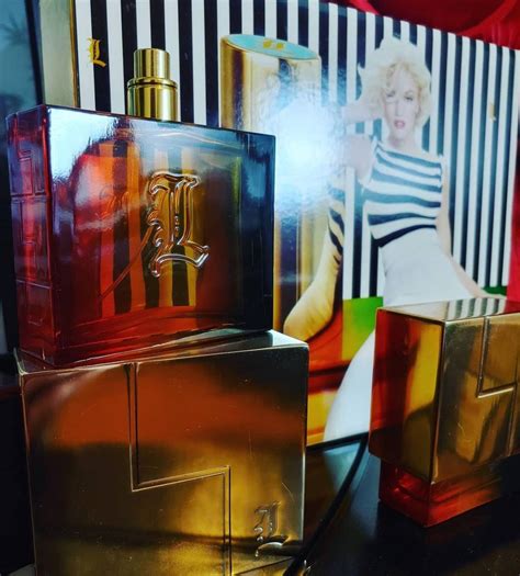 gwen stefani perfume collection.